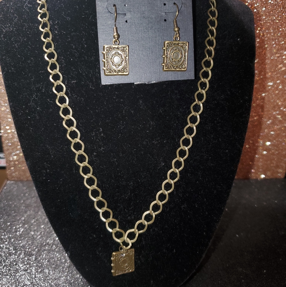Earrings and Necklace Set